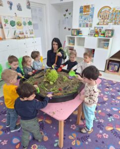 activitati-nivel-prescolar_gradinita2-targoviste (6)